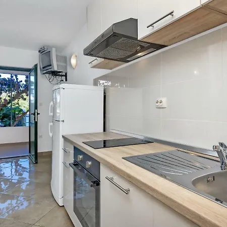 דירה Rubin-2 By Interhome Selca kod Bogomolja